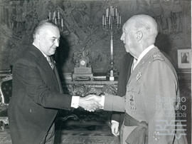 Visita de la Junta de Gobierno de la Caja a Franco. N. CV-CP-S2/SS.3.3-019