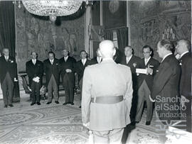 Visita de la Junta de Gobierno de la Caja a Franco. N. CV-CP-S2/SS.3.3-004
