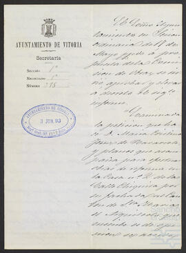 Carta del Ayuntamiento de Vitoria a María Cristina Fernández de Tejada Fernández de Tejada autorizándole las reformas de una casa.