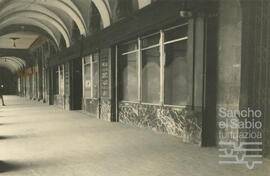 Sede central de la Caja de Ahorros Municipal de la Ciudad de Vitoria. N. C.V._C.M._CAJA MUNICIPAL,S.1,SS.1.1-010