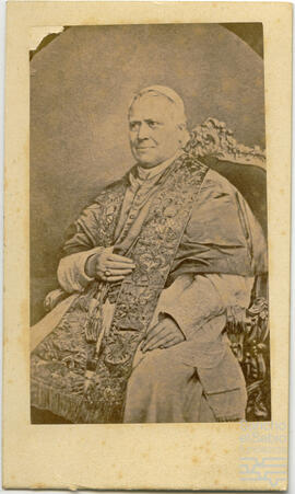 Retratos del álbum propiedad de la familia Otazu y Arrátabe.