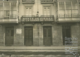Sede central de la Caja de Ahorros Municipal de la Ciudad de Vitoria. N. C.V._C.M._CAJA MUNICIPAL,S.1,SS.1.1-016