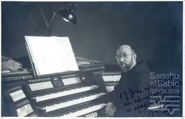 Fotografía del padre Esteban de Cegoñal.