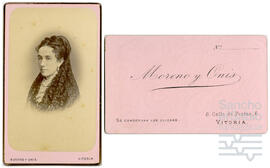 Retratos del álbum propiedad de la familia Otazu y Arrátabe.