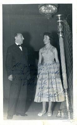 Fotografía de Jesús Guridi con Marisa Robles.