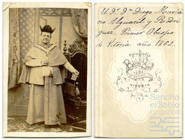 Retratos del álbum propiedad de la familia Otazu y Arrátabe.