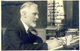 Tarjeta postal con retrato fotográfico de Joseph Jungen.